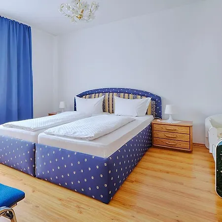 Komfort Naehe Kurpark * באד פירמונט