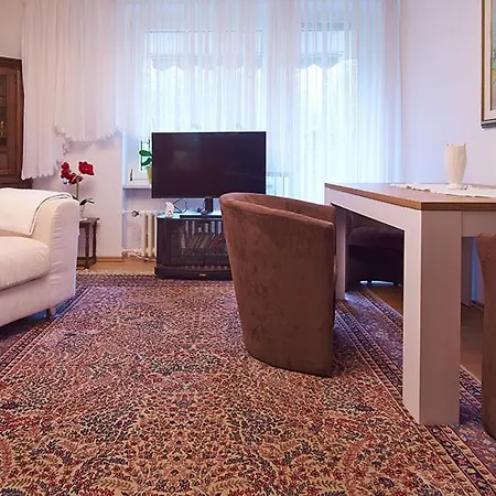 Komfort Naehe Kurpark דירה באד פירמונט